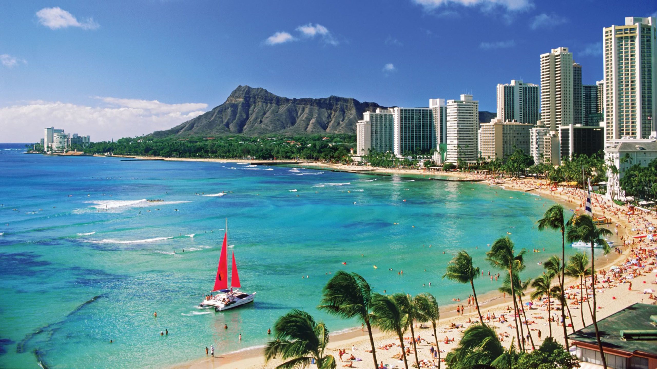 Waikiki Beach on a sunny day, Honolulu Hawaii — AI-powered trip itinerary by StayHere.ai